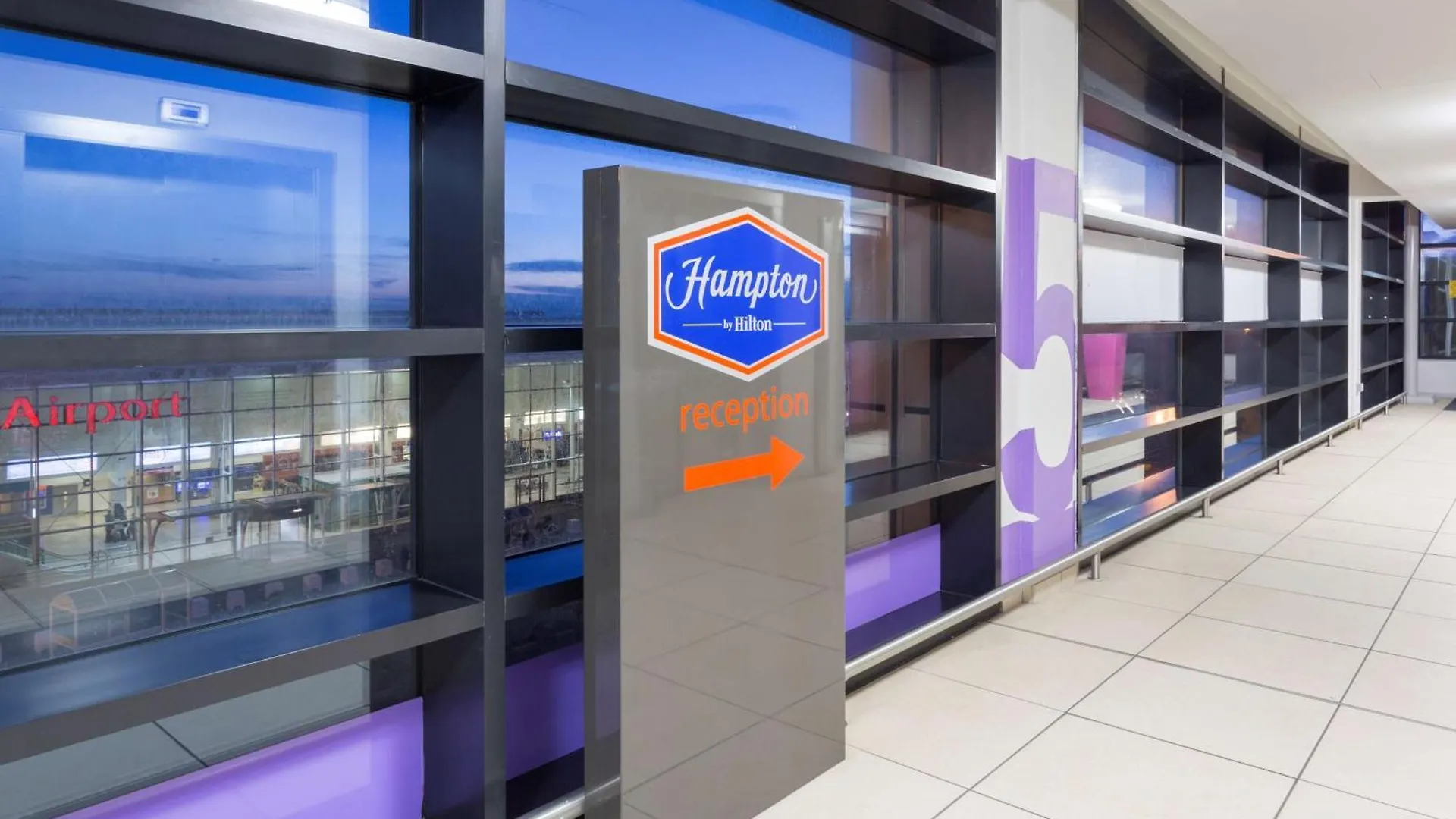 Hampton By Hilton Liverpool John Lennon Airport Speke 3*,  Storbritannien