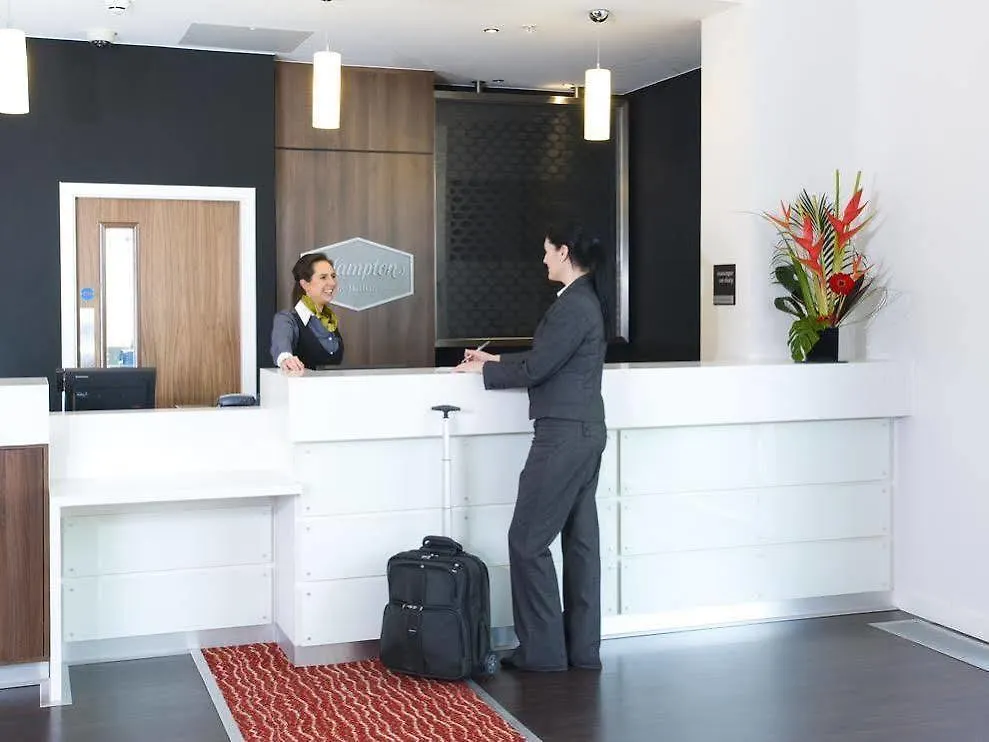 Hotell Hampton By Hilton Liverpool John Lennon Airport Speke