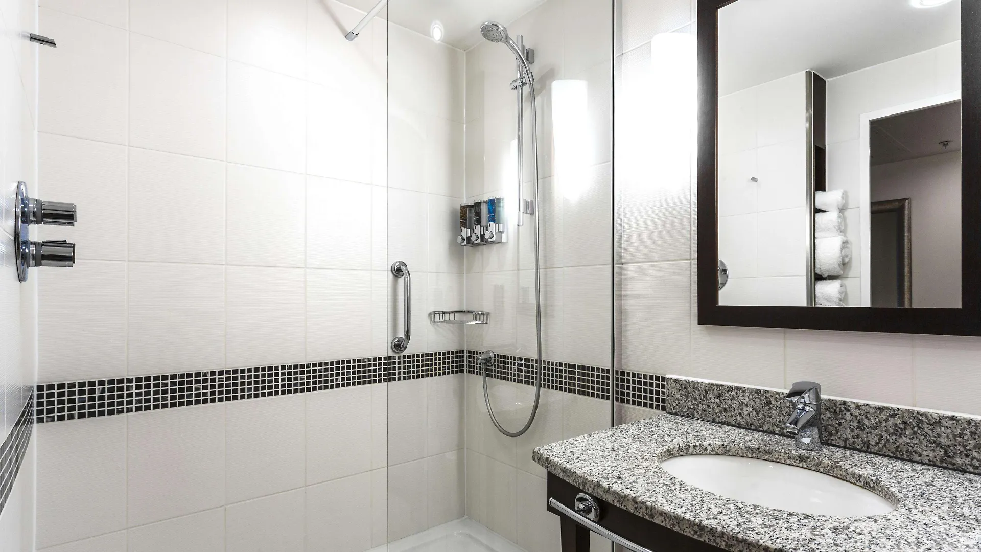 Hampton By Hilton Liverpool John Lennon Airport Speke